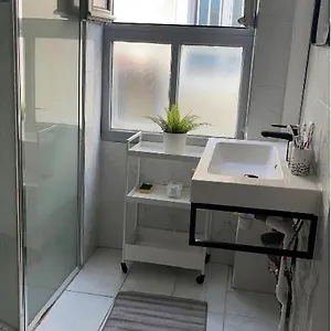 https://idbaih.hotels-rhonealpes.com